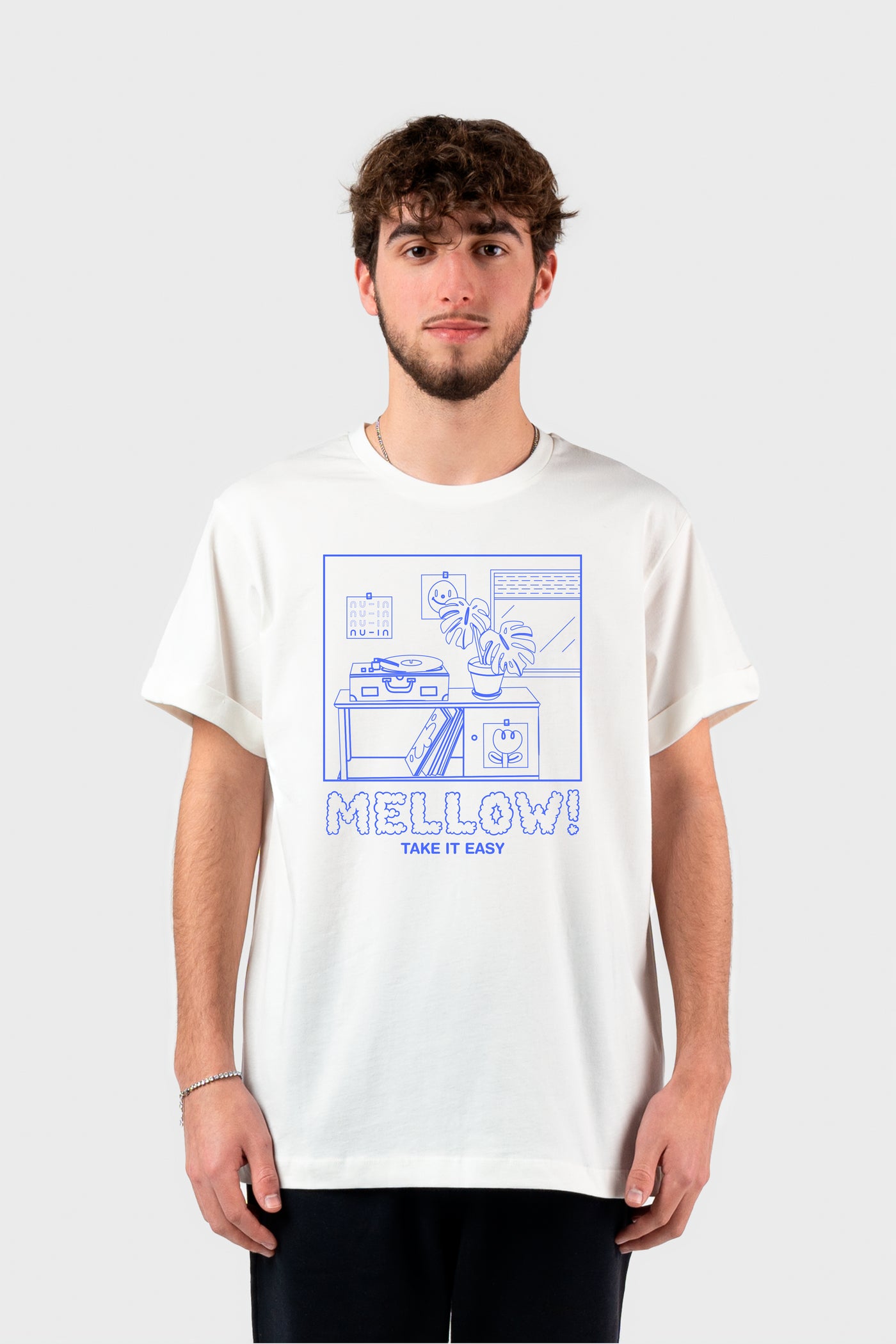 Take it Easy Roll-up Sleeves T-shirt